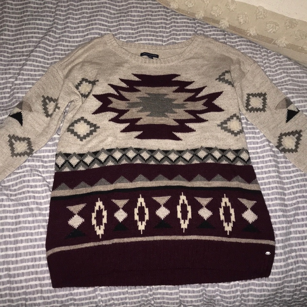 American Eagle sweater